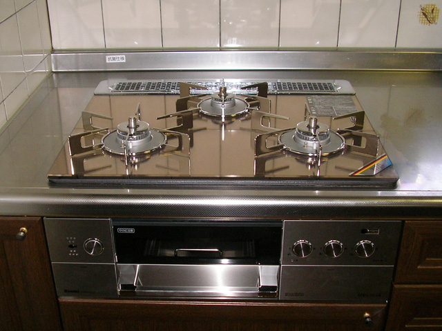 リンナイビルトインコンロ RHS31W15G23R-STW 13Aの交換 京都府向日市T様